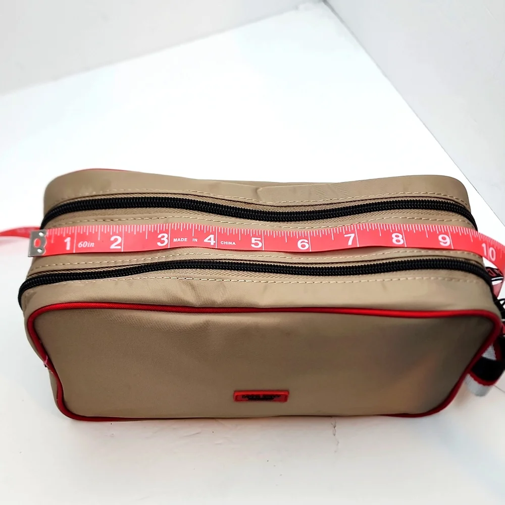 Dkny toiletry travel